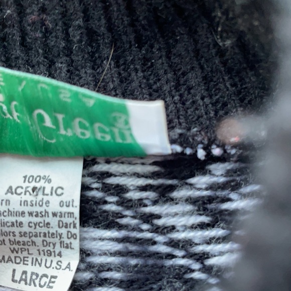 Village Green Vintage Fair Isle Nordic Snowflake Sweater - Picture 9 of 11